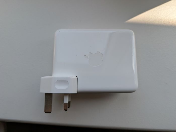 apple charger 140W