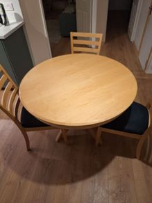 Oak dining table