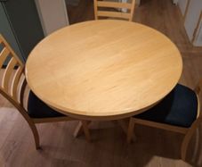 Oak dining table