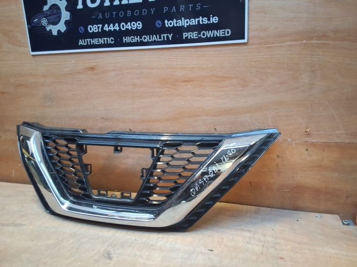 Nissan qashqai 2017-20 front grill