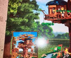 Lego Treehouse