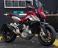 MV Agusta Stradale 800