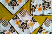 5 x Vintage napkins