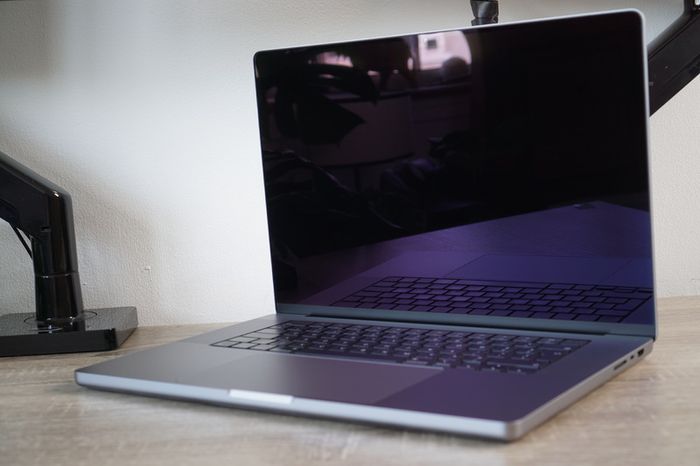 MacBook Pro 16" 32GB | 2021 | M1 Pro | 512GB | 91%