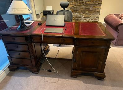 English style Victorian walnut red faux leather 180cm x 90cm