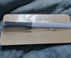 Wood Chopping Cutting  Board and sharp cutting knife - Brand New in packaging