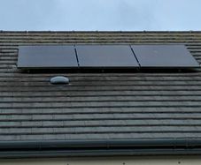 REC Solar Panels + Hoymiles HM-1500 Microinverter | Complete Working Solar PV System