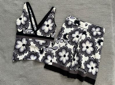 Elegant Oasis skirt and top set size 10 small