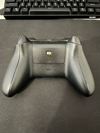 Xbox Series X + 2TB Hard Drive + Accessories