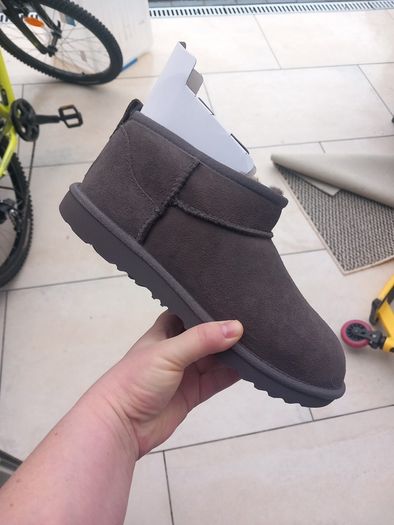 Brand new uggs