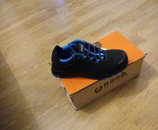 safety shoes