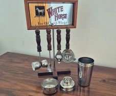Vintage 1970s  White Horse Whisky Bar Station & Premium Italian Inoxpran Shaker  Immaculate Full Set Rare Find