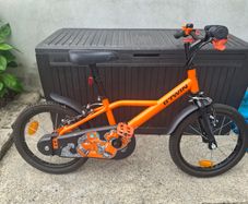 B'TWIN Robot 500 16" kids bike