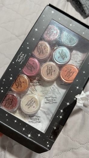 Eyeshadow pigments and glitters new set