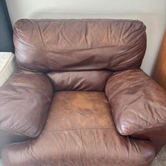 Used 5 Seat Leather Living Room Set