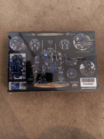 Warhammer 40k Invictor Tactical Warsuit