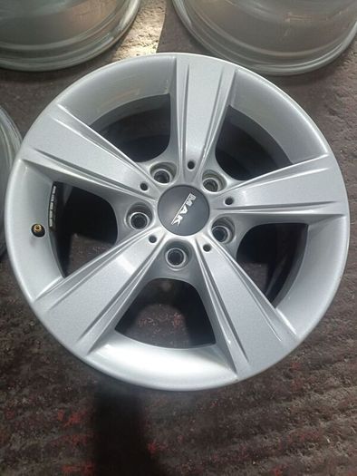 Bmw Alloy wheels 16 inch full set