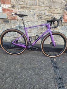 Giant Revolt Gravel