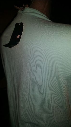 BNWT genuine Nike top size UK16/18 EU44/46 Postage included