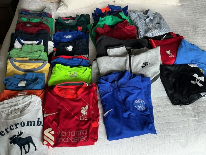 Boys Clothes Bundle age 10, kids size L, 30 items
