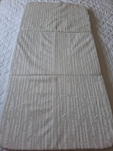 hauck travel cot with mattress