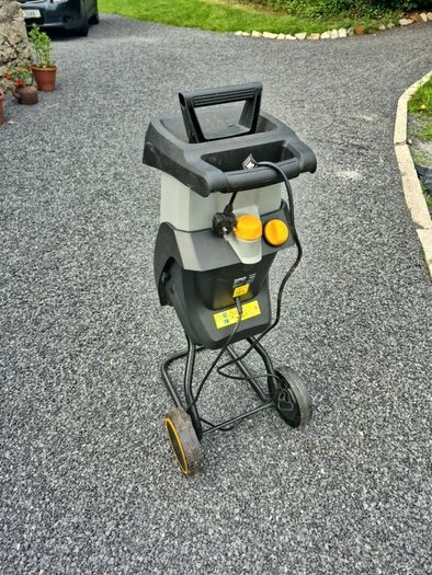 Titan Garden Shredder