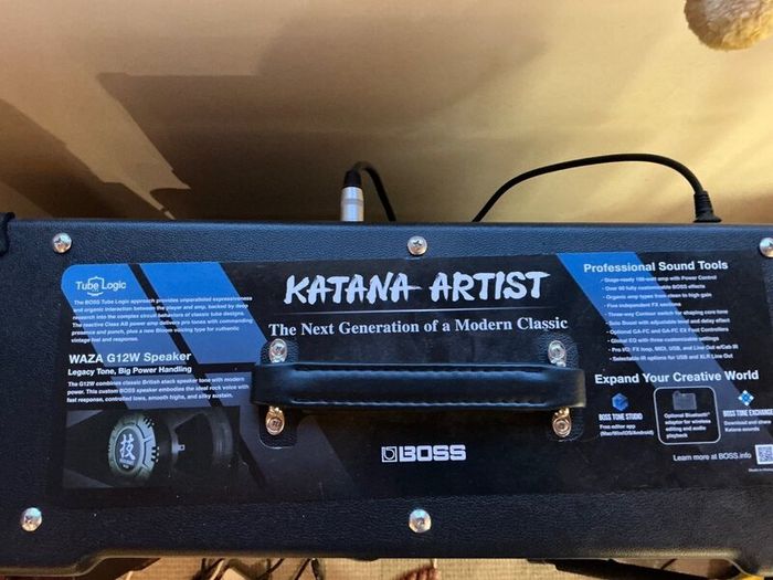 Boss Katana Artist gen 3 100watt head