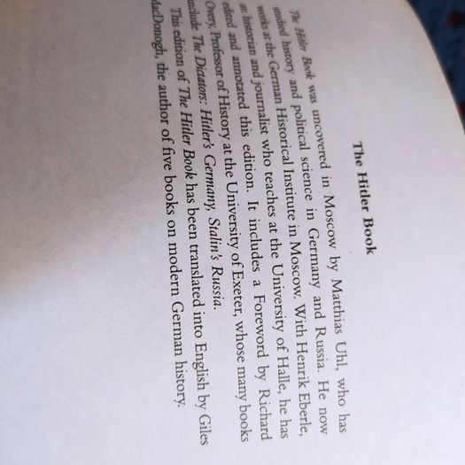 The Hitler Book/ Henrik Eberle & Mathias Uhl