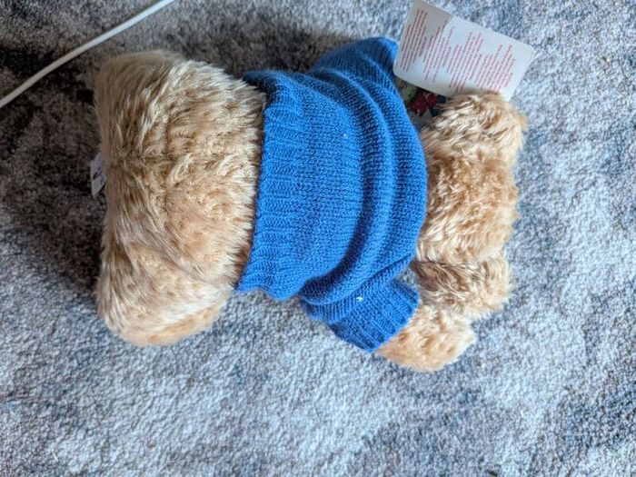 airline bears eur 10 each