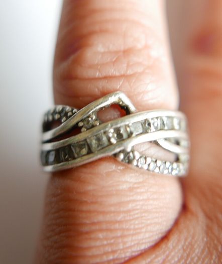 Vintage 925 Sterling Silver Crossover Ring with Stone Setting size M - 5,1g