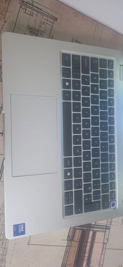 Dell 14250 pro ultra 7 Second Gen 512gb 32gb ram