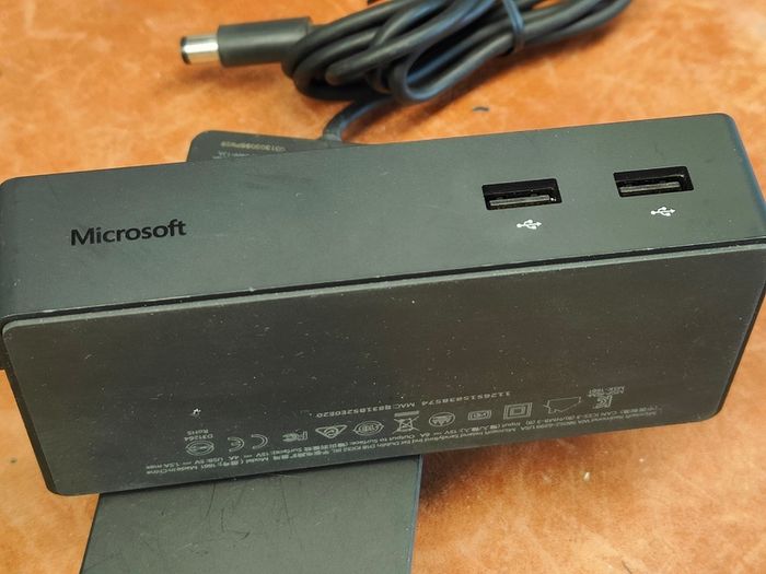 Microsoft 1661 Microsoft Surface PRO 4,5,6,7 Dock | 90W Power Supply (1749) | Docking Station | Surface Pro | laptop Book (Used)