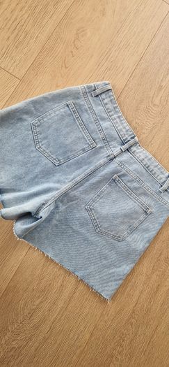 Crossover Waist Shorts Size 12