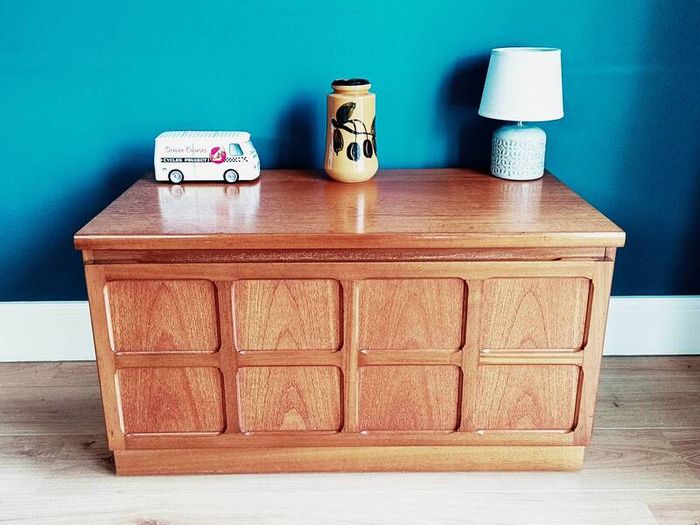 Mid Century Vintage Retro Nathan Squares TV Media unit