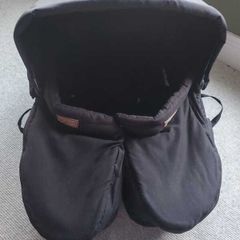 Twin buggy bassinet