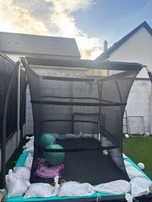 Trampoline