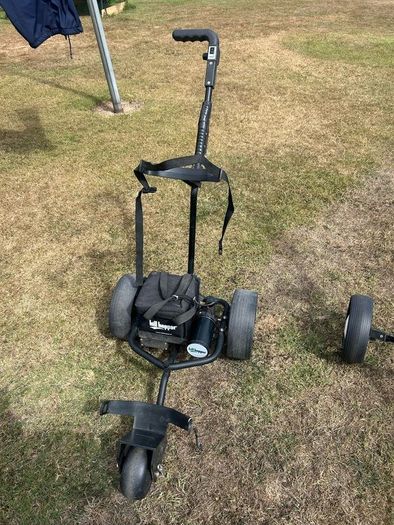 Electric golf trolley