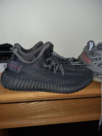 Kids Trainers Yeezy & Nike