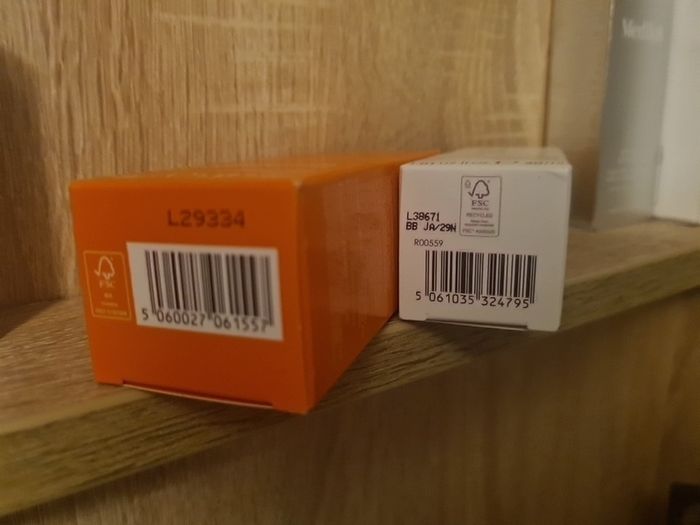 Rodial Dragon's Blood Hyaluronic Mask 50ml RRP 59E and Rodial Vit C drops 30ml.. Excellent for Hydration.  2 for 30e