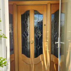 Front door & surround - Free to remove