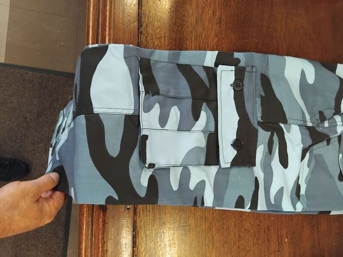 Waist Size 26 Midnight Camo Trs