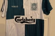 Liverpool 1995/1996 retro jersey