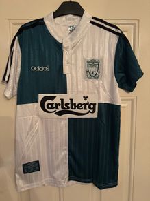 Liverpool 1995/1996 retro jersey