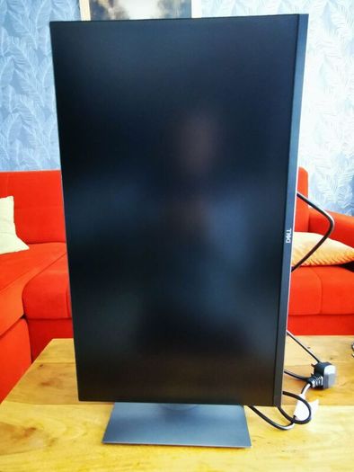 Dell 27" monitor P2720DC