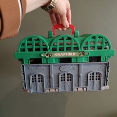 Thomas pack and carry train track