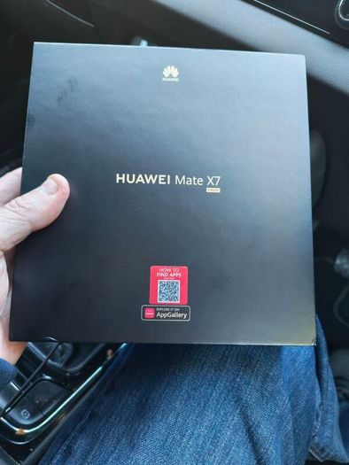 Huawei Mate X7 512GB-12GB Black UK EMUI Rom Model DEL - 12 LX9 Incredible Foldable Sim Free Brand Open To Trade or Swap