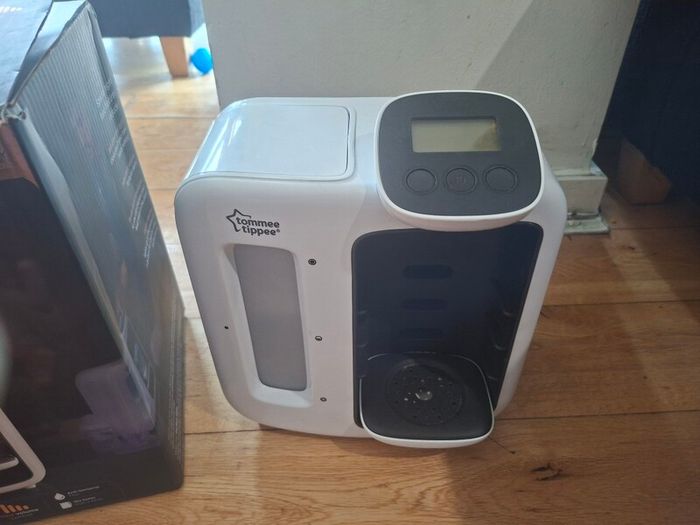 Tommee Tippee Perfect Prep Day & Night Machine - White (With Original Box)
