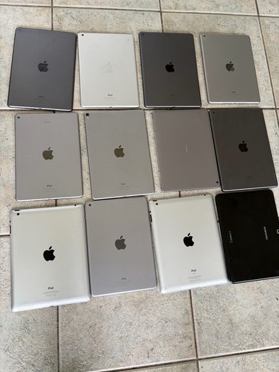 Bulk of Ipads