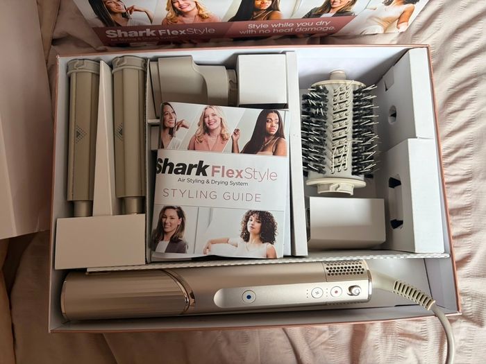 Shark Flexstyle as good as new