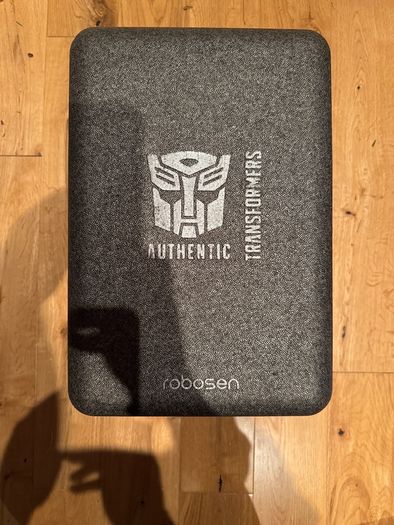 Robosen Optimus prime transformer